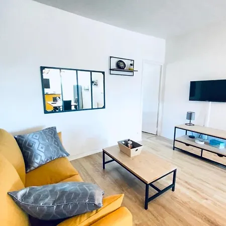 42 M Bright And Ornate In Apartamento *